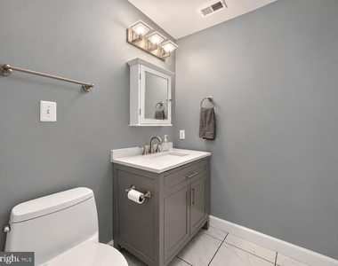 20575 Snowshoe Square - Photo Thumbnail 26