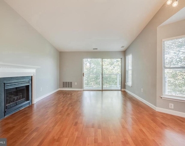 20575 Snowshoe Square - Photo Thumbnail 10