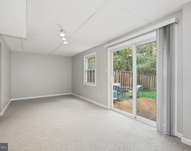 3151 Ellenwood Drive - Photo Thumbnail 22