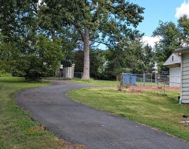 7104 Judith Avenue - Photo Thumbnail 19