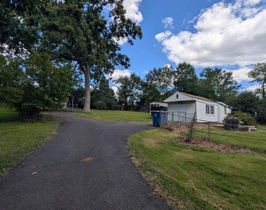 7104 Judith Avenue - Photo Thumbnail 16