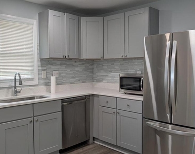 7104 Judith Avenue - Photo Thumbnail 7