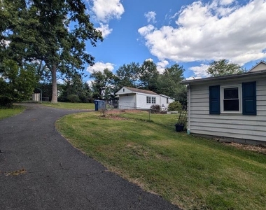 7104 Judith Avenue - Photo Thumbnail 17