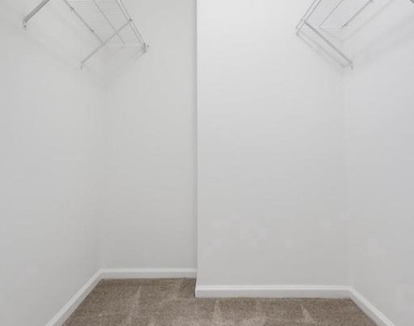 2726 Gallows Road - Photo Thumbnail 5