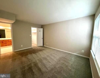 7503 Ashby Lane - Photo Thumbnail 21