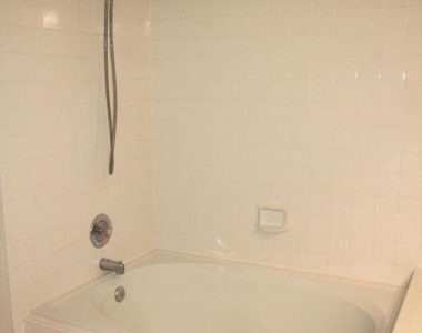 7503 Ashby Lane - Photo Thumbnail 24