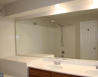 7503 Ashby Lane - Photo Thumbnail 26