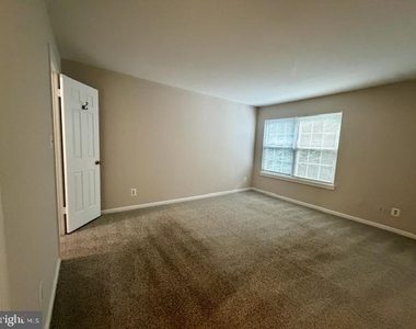7503 Ashby Lane - Photo Thumbnail 18