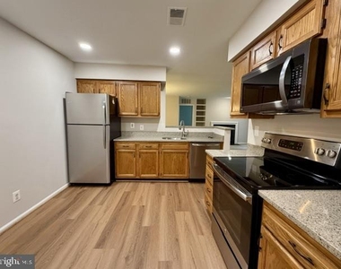 7503 Ashby Lane - Photo Thumbnail 15