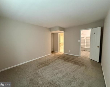 7503 Ashby Lane - Photo Thumbnail 19