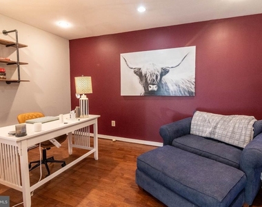 2207 Cedar Cove Court - Photo Thumbnail 3
