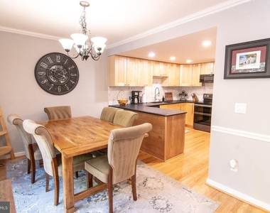 2207 Cedar Cove Court - Photo Thumbnail 9