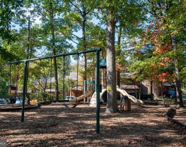 2207 Cedar Cove Court - Photo Thumbnail 37