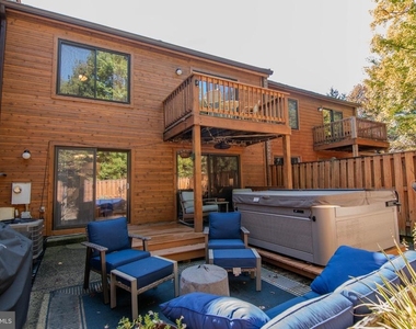 2207 Cedar Cove Court - Photo Thumbnail 34