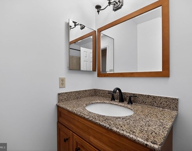 102 Cunningham Park Court Se - Photo Thumbnail 16