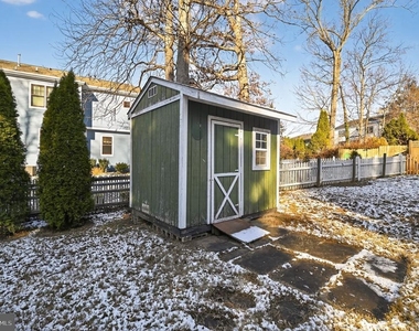 102 Cunningham Park Court Se - Photo Thumbnail 25