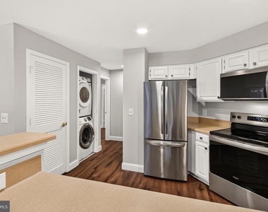 5608 Willoughby Newton Drive - Photo Thumbnail 4