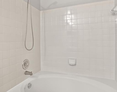 5608 Willoughby Newton Drive - Photo Thumbnail 29