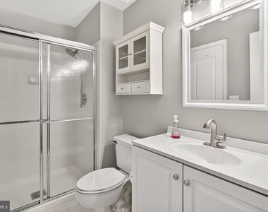 5608 Willoughby Newton Drive - Photo Thumbnail 8