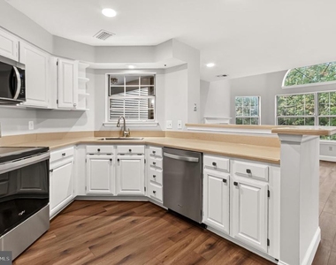 5608 Willoughby Newton Drive - Photo Thumbnail 23