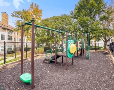 5608 Willoughby Newton Drive - Photo Thumbnail 43