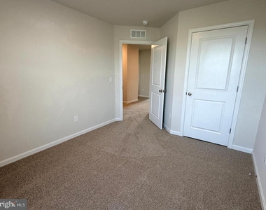 116 Bookers Crest Drive - Photo Thumbnail 10