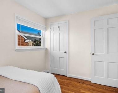19 E Custis Avenue - Photo Thumbnail 15