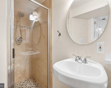 19 E Custis Avenue - Photo Thumbnail 23