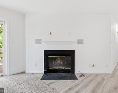 244 S Reynolds Street - Photo Thumbnail 18