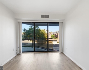 1530 Key Boulevard - Photo Thumbnail 18