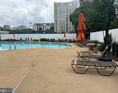 1530 Key Boulevard - Photo Thumbnail 37