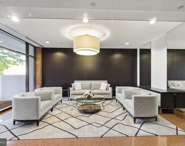1530 Key Boulevard - Photo Thumbnail 2