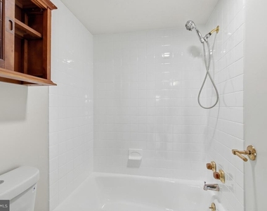 1530 Key Boulevard - Photo Thumbnail 23
