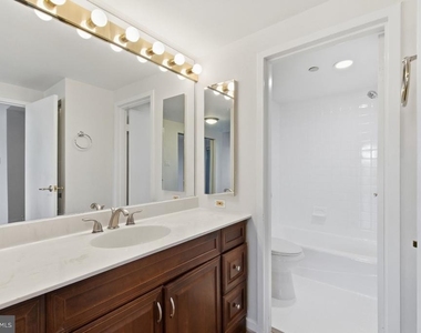 1530 Key Boulevard - Photo Thumbnail 22