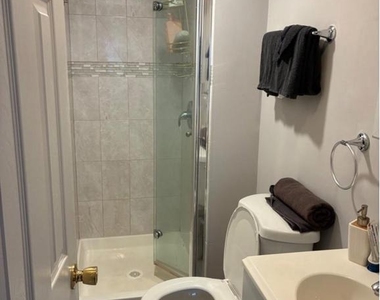2061 E Hagert Street - Photo Thumbnail 12