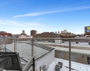 313 Race Street - Photo Thumbnail 3