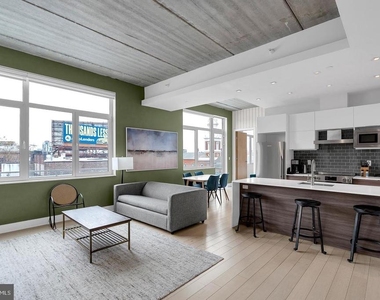 313 Race Street - Photo Thumbnail 23