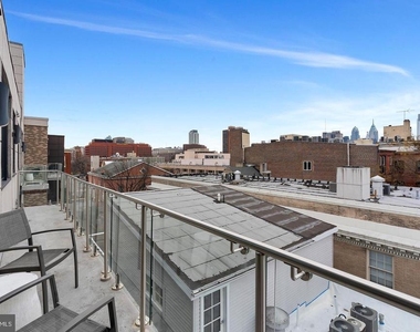 313 Race Street - Photo Thumbnail 2