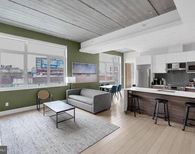 313 Race Street - Photo Thumbnail 24