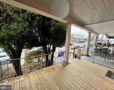 2025 Conlyn Street - Photo Thumbnail 15