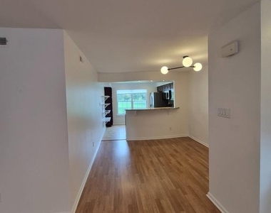 36 Banbury Court - Photo Thumbnail 8