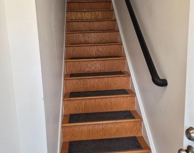 36 Banbury Court - Photo Thumbnail 2