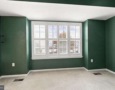 506 Coachwood Court - Photo Thumbnail 28