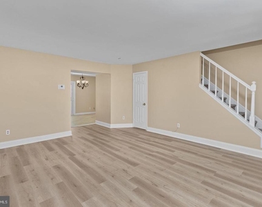 127 Baron Lane - Photo Thumbnail 2
