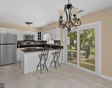 127 Baron Lane - Photo Thumbnail 3