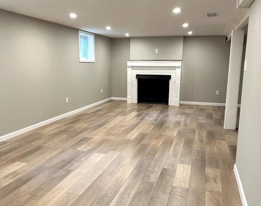 398 Franklin Avenue - Photo Thumbnail 13
