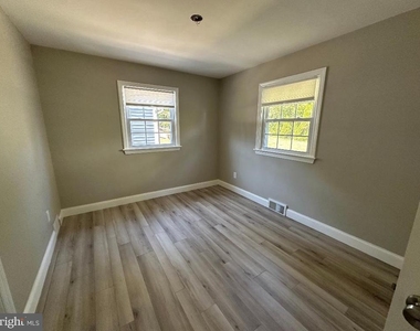 398 Franklin Avenue - Photo Thumbnail 7