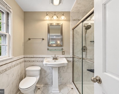 292 Glenn Avenue - Photo Thumbnail 25