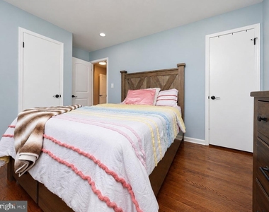 316 Evelyn Avenue - Photo Thumbnail 19