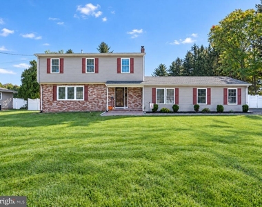 316 Evelyn Avenue - Photo Thumbnail 1
